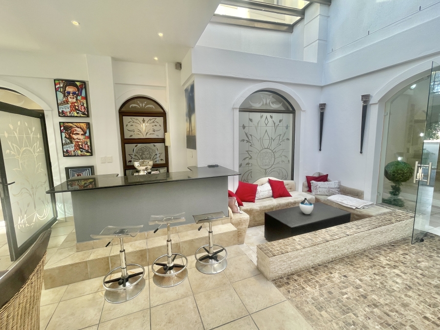 9 Bedroom Property for Sale in Sunset Beach Western Cape